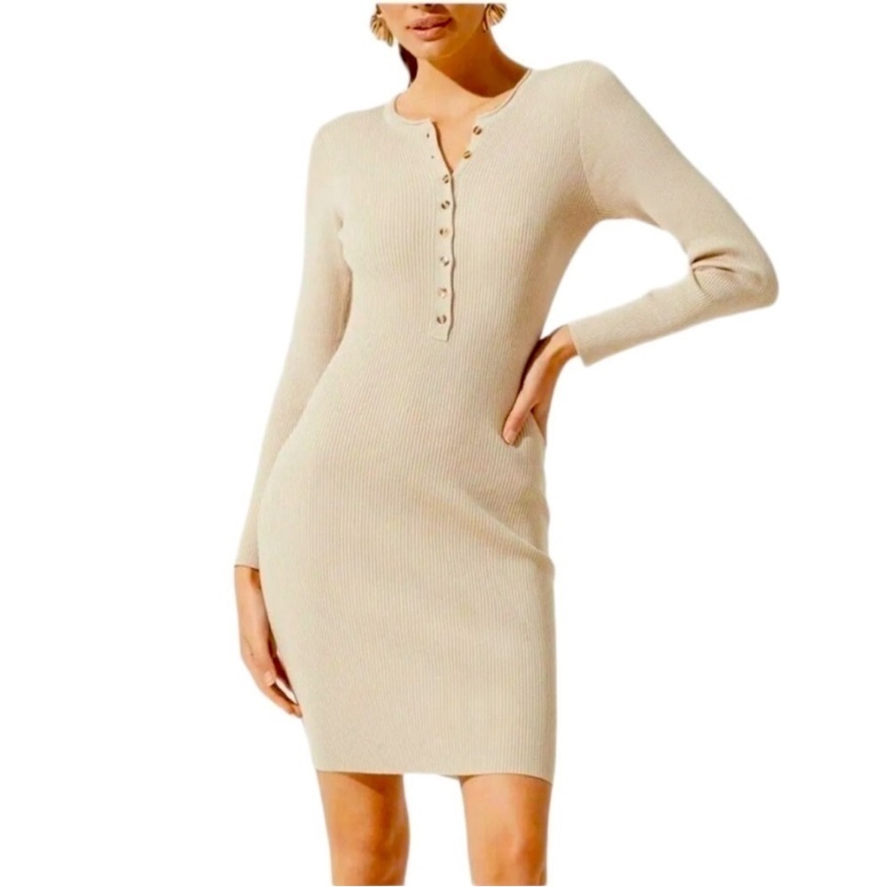 ASTR Womens Long Sleeve Henley Bodycon Dress in Oatmeal